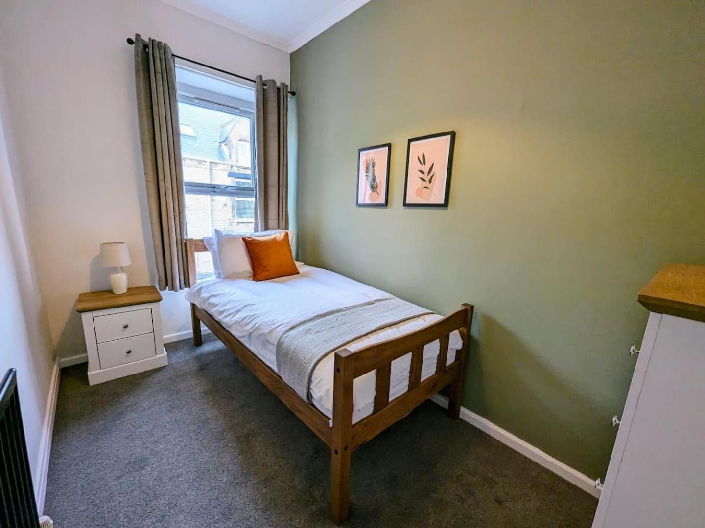 Spacious And Homey 4 Bedroom House Bishop Auckland Luaran gambar