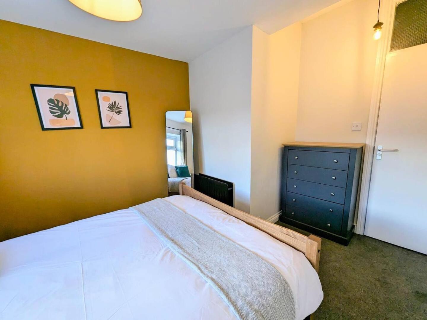Spacious And Homey 4 Bedroom House Bishop Auckland Luaran gambar