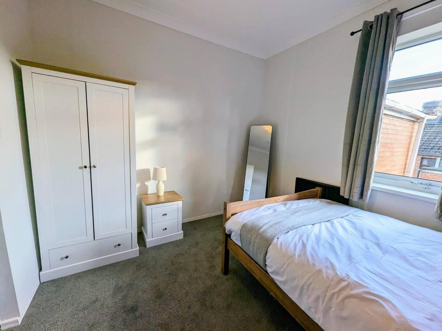 Spacious And Homey 4 Bedroom House Bishop Auckland Luaran gambar